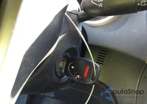 2009 Honda Fit Sport z USA, uszkodzony, nr VIN JHMGE88469S047748